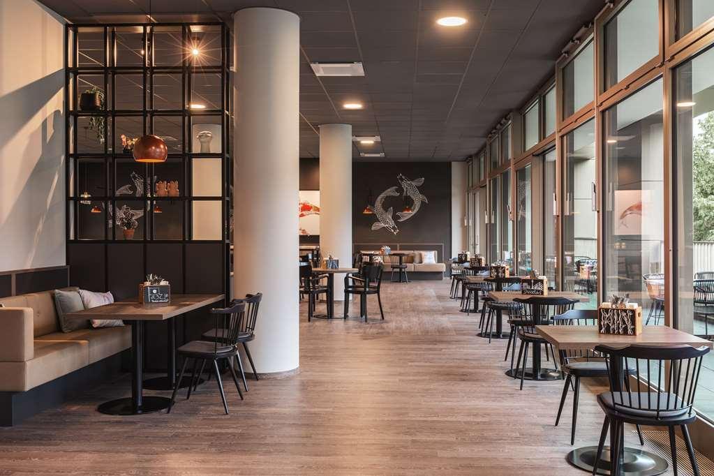 The Niu Tab Hotel Dusseldorf Restoran gambar